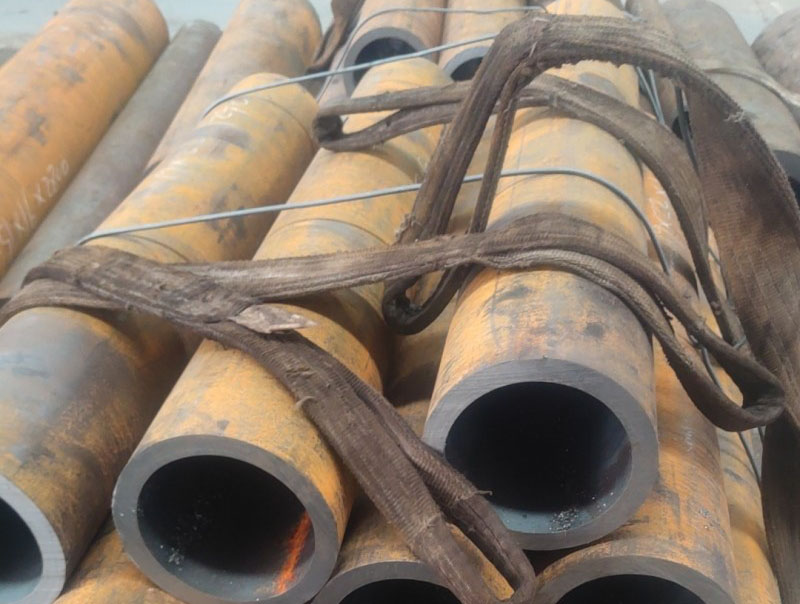 民丰15CrMoG无缝钢管切割